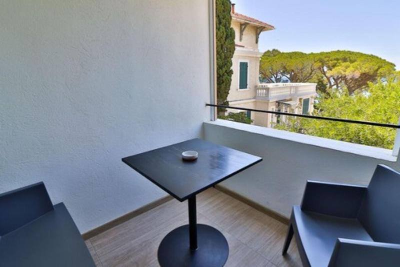 Provencal Hotel Bandol
